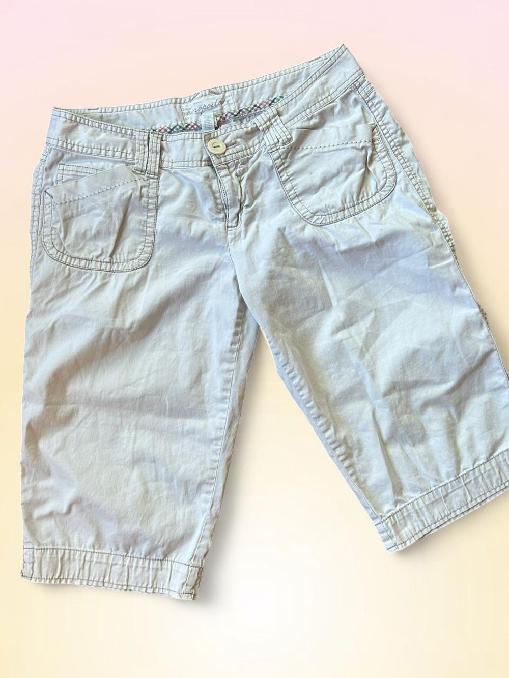 Vintage Y2K Aeropostale Cream Cotton Capris